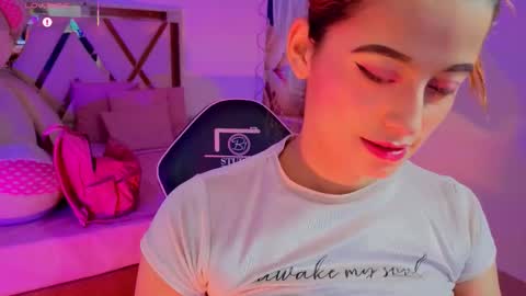 Snapshot of laylafoxy_tay chatting on 16, 9, 2025 laylafoxy_tay online show from 16, 9, 2025