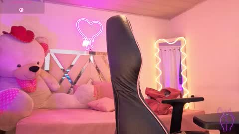 Snapshot of laylafoxy_tay chatting on 11, 10, 2025 laylafoxy_tay online show from 11, 10, 2025