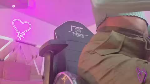 laylafoxy_tay online show from 12, 11, 2025