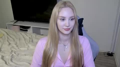 LaylaPretty001 online show from 24, 2, 2026