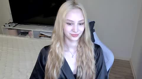 LaylaPretty001 online show from 29, 5, 2026