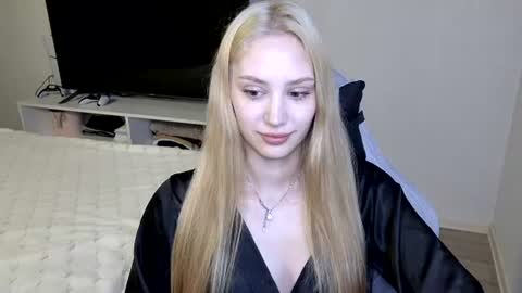 LaylaPretty001 online show from 24, 6, 2026
