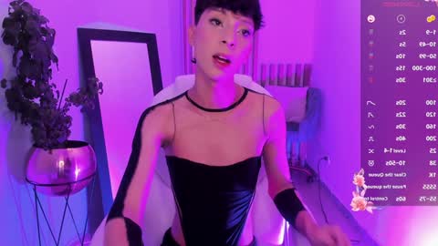 Snapshot of laylaryan_ chatting on 22, 12, 2024 Layla Ryan online show from 22, 12, 2024