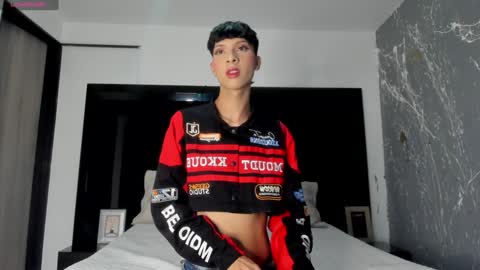 Snapshot of laylaryan_ chatting on 29, 12, 2024 Layla Ryan online show from 29, 12, 2024
