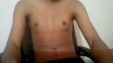 layra001 online show from 24, 6, 2026