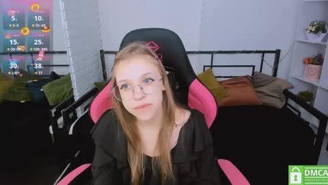 Snapshot of layriantavee chatting on 21, 1, 2025 layriantavee online show from 21, 1, 2025