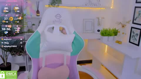 Snapshot of layriantavee chatting on 29, 1, 2025 layriantavee online show from 29, 1, 2025