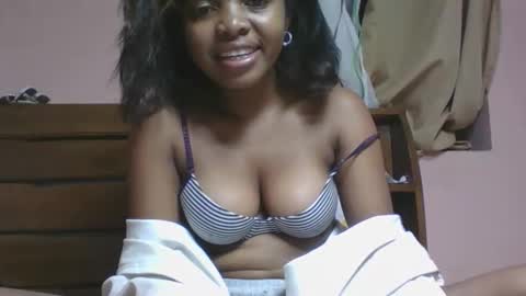 lea96546 online show from 14, 4, 2026