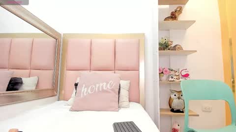 Snapshot of lea_wilson chatting on 23, 2, 2025 Lea online show from 23, 2, 2025