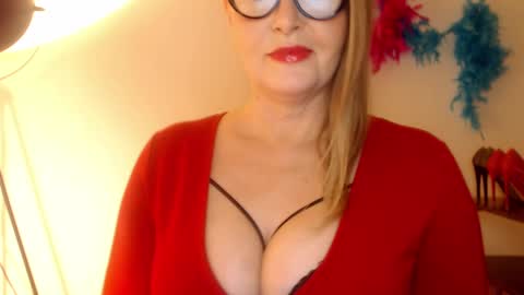 Snapshot of leadesire chatting on 16, 1, 2025 LEA online show from 16, 1, 2025