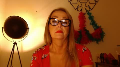 Snapshot of leadesire chatting on 13, 7, 2026 LEA online show from 13, 7, 2026