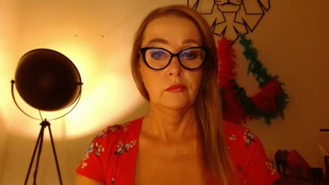 Snapshot of leadesire chatting on 29, 7, 2026 LEA online show from 29, 7, 2026