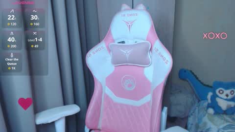 Leah  Gotty online show from 17, 12, 2025