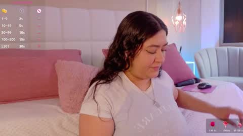 Snapshot of leah_bensoon chatting on 9, 10, 2025 Leah online show from 9, 10, 2025