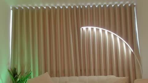 leahaltomm online show from 19, 9, 2025