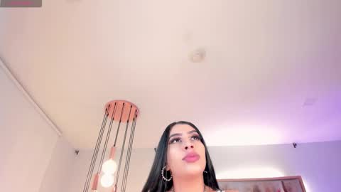 Snapshot of leahlombardi_ chatting on 7, 1, 2026 leahlombardi_ online show from 7, 1, 2026