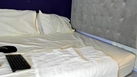 Hey Im Lea online show from 9, 10, 2025