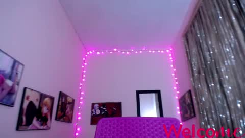 Leandra online show from 19, 2, 2025