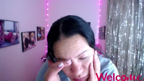 Leandra online show from 28, 2, 2025