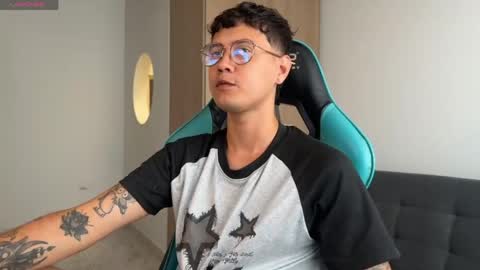 leaneseb online show from 4, 4, 2026