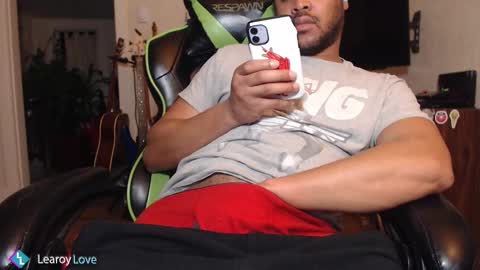 Snapshot of learoy chatting on 13, 2, 2025 Learoy online show from 13, 2, 2025