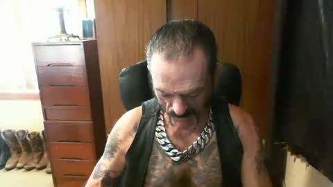 leathergreaser online show from 16, 2, 2025