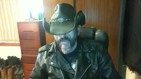 leathergreaser online show from 3, 6, 2026