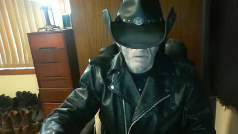 leathergreaser online show from 14, 7, 2026