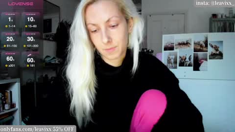 LeaVixx online show from 10, 12, 2024