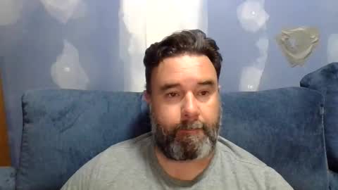 Snapshot of lecheare28 chatting on 28, 5, 2026 lecheare28 online show from 28, 5, 2026