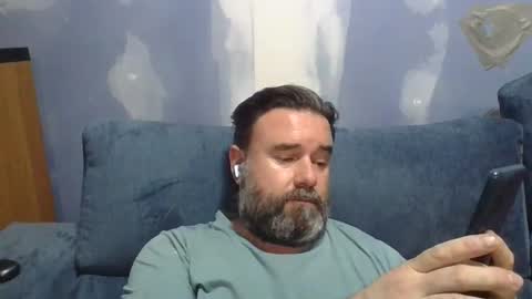 Snapshot of lecheare28 chatting on 1, 6, 2026 lecheare28 online show from 1, 6, 2026