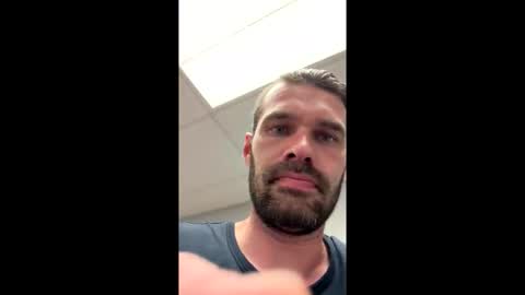 Snapshot of leexxx_69 chatting on 29, 10, 2025 leexxx_69 online show from 29, 10, 2025