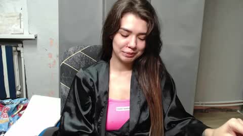 Snapshot of legenda_liya chatting on 5, 11, 2025 Liya online show from 5, 11, 2025