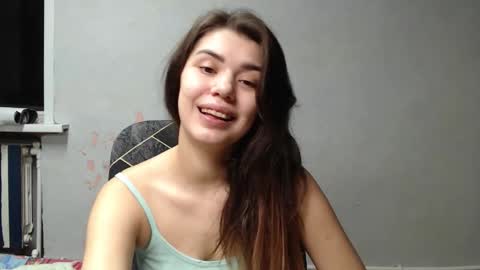 Snapshot of legenda_liya chatting on 14, 11, 2025 Liya online show from 14, 11, 2025