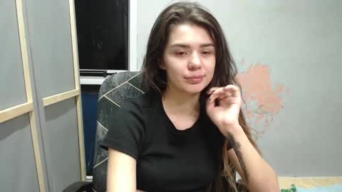Snapshot of legenda_liya chatting on 21, 11, 2025 Liya online show from 21, 11, 2025