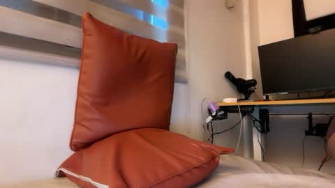 Snapshot of leiah_goddessx chatting on 18, 6, 2026 Leiah online show from 18, 6, 2026