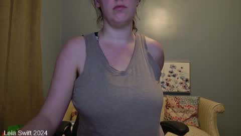 Snapshot of leiaswift chatting on 9, 12, 2024 Leia Swift online show from 9, 12, 2024