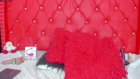 LEIGH ANGELS online show from 15, 12, 2024