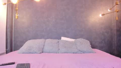 LEIGH ANGELS online show from 14, 11, 2025