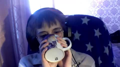 Snapshot of leigharedcross chatting on 3, 2, 2026 Viola online show from 3, 2, 2026