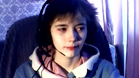 Snapshot of leigharedcross chatting on 14, 2, 2026 Viola online show from 14, 2, 2026