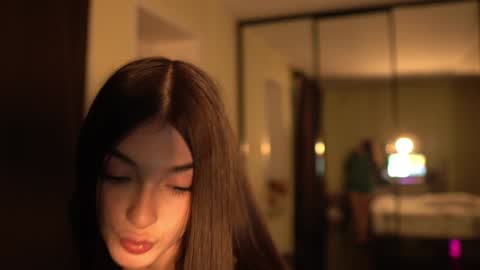 Leila online show from 16, 12, 2024