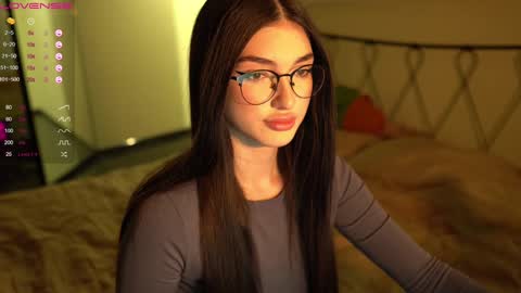 Leila online show from 20, 12, 2024