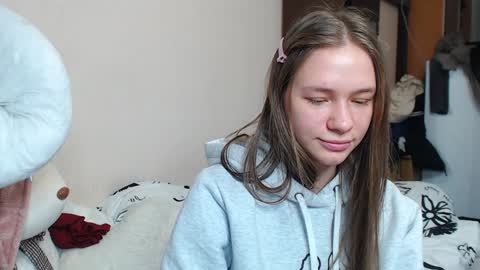 Snapshot of leila_bambi chatting on 24, 12, 2024 leila_bambi online show from 24, 12, 2024
