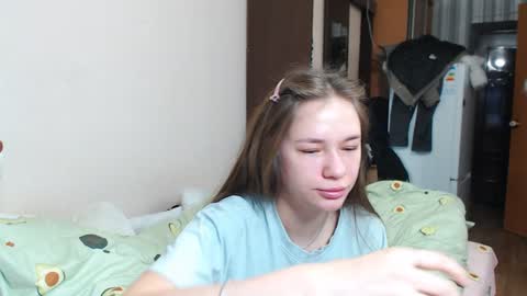 Snapshot of leila_bambi chatting on 31, 12, 2024 leila_bambi online show from 31, 12, 2024