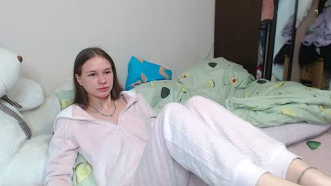 Snapshot of leila_bambi chatting on 22, 1, 2025 leila_bambi online show from 22, 1, 2025