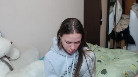 Snapshot of leila_bambi chatting on 24, 1, 2025 leila_bambi online show from 24, 1, 2025