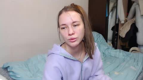 Snapshot of leila_bambi chatting on 19, 2, 2025 leila_bambi online show from 19, 2, 2025