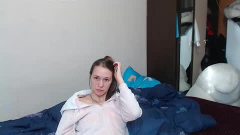 Snapshot of leila_bambi chatting on 22, 2, 2025 leila_bambi online show from 22, 2, 2025