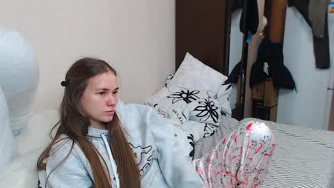 Snapshot of leila_bambi_ chatting on 26, 12, 2024 leila_bambi_ online show from 26, 12, 2024